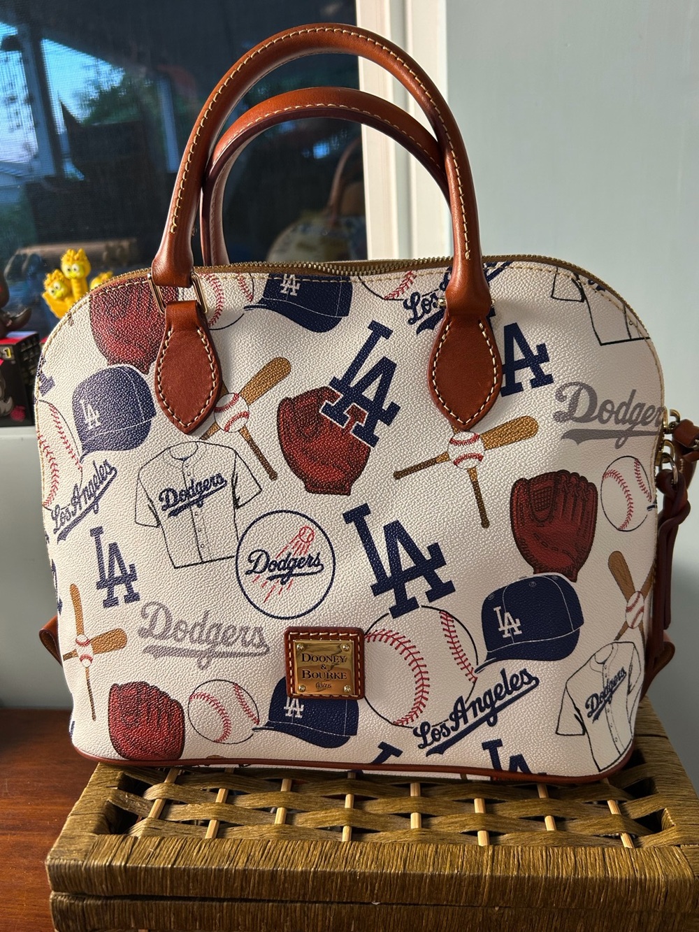NWT Dooney & Bourke Los Angeles Dodgers White Printed Hand Bag/Crossbody